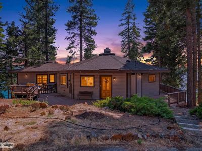 1229 Lassen View Dr
