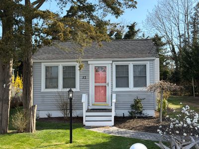 Property at 32 W End Ave, East Quogue, NY