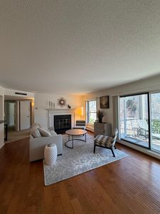 3020 Saint Albans Mill Rd APT 105