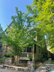 35 Abbott Sq