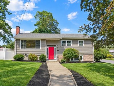 8 Niles Rd