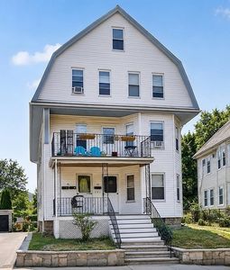 30 Clarendon Ave
