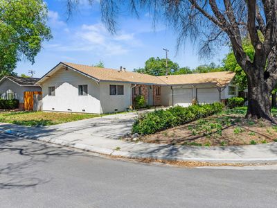 1215 Del Vale Ave