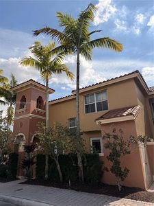 906 SW 143rd Ave #2005