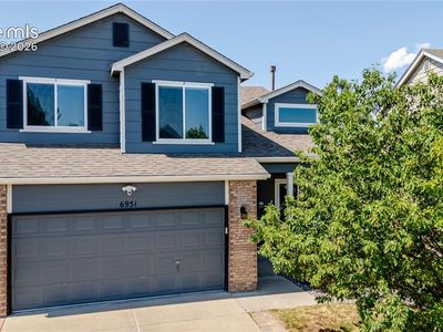 6951 Prairie Wind Dr