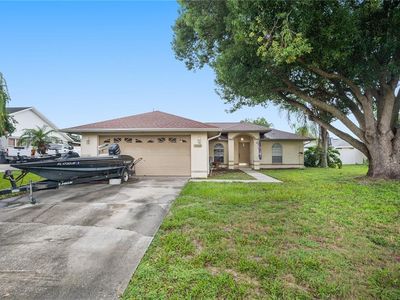 7512 FLORAL CIRCLE E