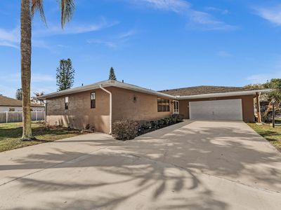 2002 SE Aneci Street
