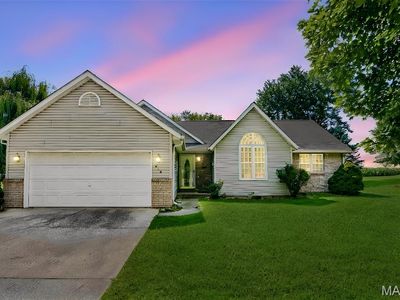 Property at 612 N Hickory St, Jerseyville, IL