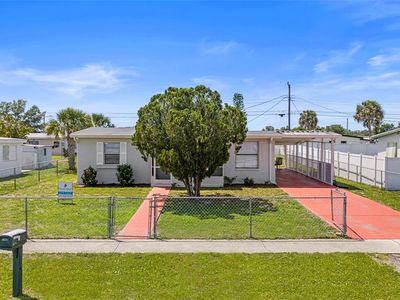 8725 Aero Ave