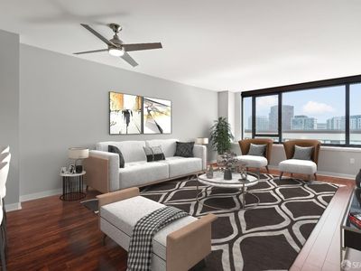 260 King St Unit 915