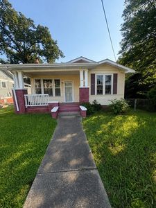 1707 Bennett Ave