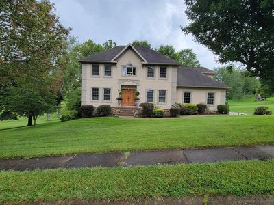 7008 Victorian Dr