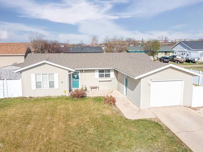 2009 19th Ave W
