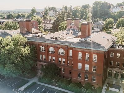 48 Forest St APT 203