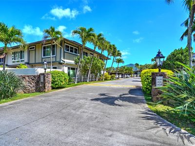 215 Kawaihae St #F1