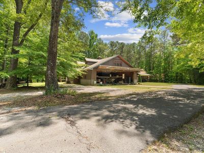 393 Blue Mountain Ln