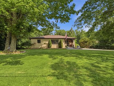 32 Sunset Dr