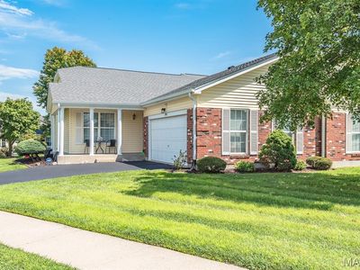 3940 Grand National Dr