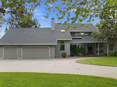 21546 NE Maplemoor Dr