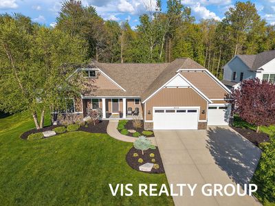Property at 6318 Eaglewood Dr, Hudsonville, MI