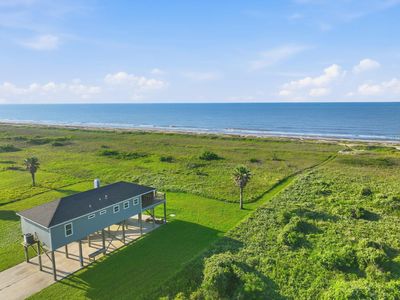 195 Pelican Beach Dr