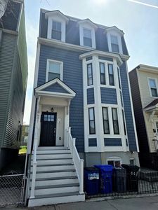601 Bennington St Floor 2