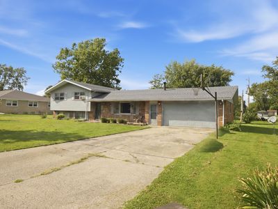1040 Radio Ln