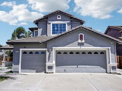 2315 Sabrina Way
