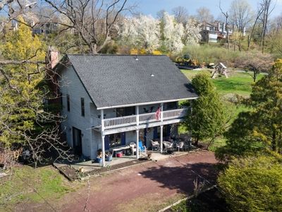 102 S Franklin St