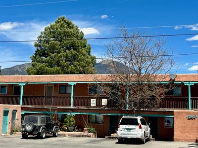 611 Paseo Del Pueblo Norte #6