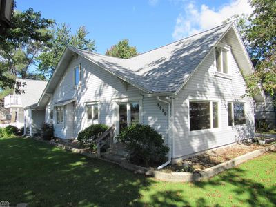 Property at 9910 N River Rd, Algonac, MI