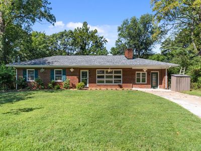 1048 Oakmont Cir