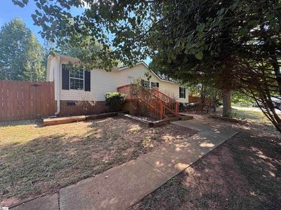 38 Raisinwood Dr