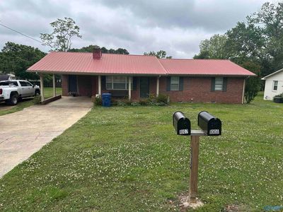 1007 Nelson Rd