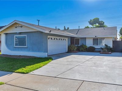 19233 Broadacres Ave