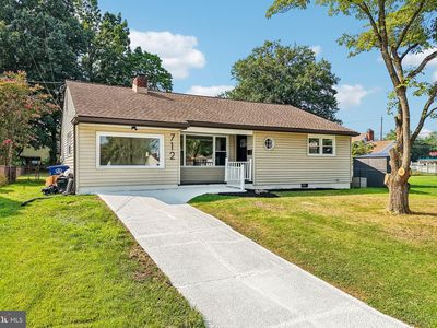 Property at 712 E Woodlawn Ave, Maple Shade, NJ