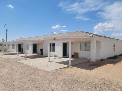 3940 N Kioha Dr