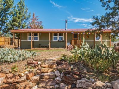 660 W Navajo Dr