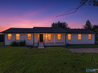 839 Isom Rd