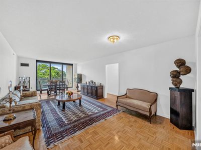 900 Palisade Ave APT 3D