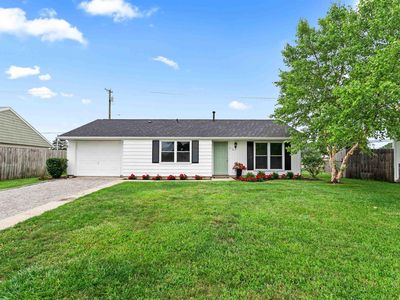 7133 Strawberry Dr
