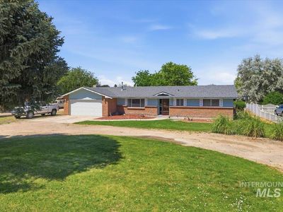 1311 N Middleton Rd