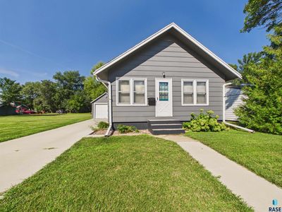 317 N Olive Ave