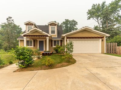 1 Maple Village Ct