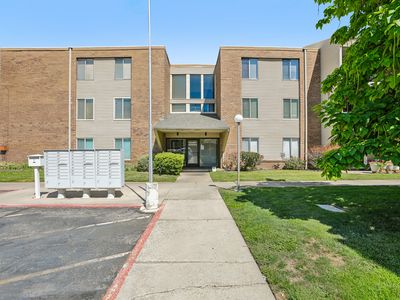 290 N 500 W APT 301