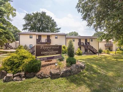 Property at 18 Pepperwood Ct, Glen Carbon, IL