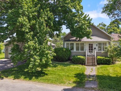 164 7th Street