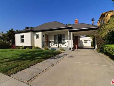 4068 Sutro Ave