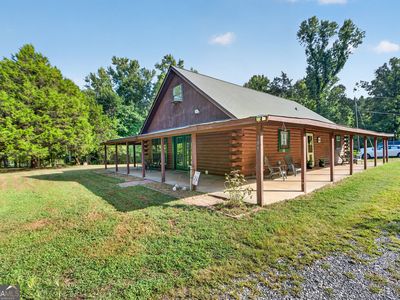 185 Spout Springs Rd SW