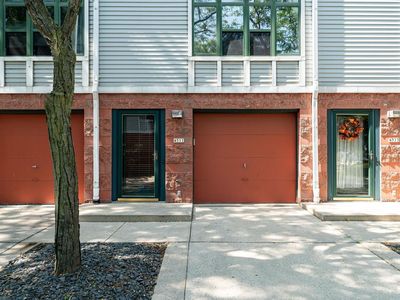 4511 West Westchester SQUARE